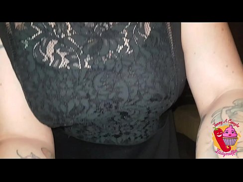 ❤️ Sletterige stiefsuster gee hom 'n blowjob en Spaans ️ Fok video by ons ﹏