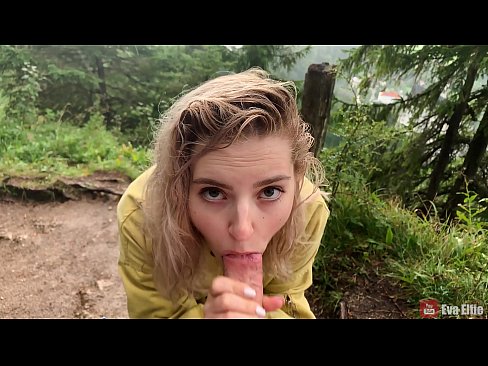 ❤️ Meisie sluk cum na 'n openbare blowjob - Eva Elfi ️ Fok video by ons ﹏